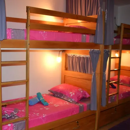 Skopje Hostel סקופיה