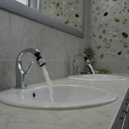 Skopje Hostel אכסניה סקופיה